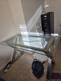 Glas Table Beutifull 