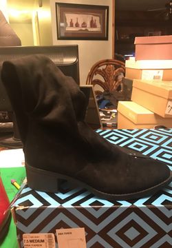 Thigh high black boots size 7 1/2
