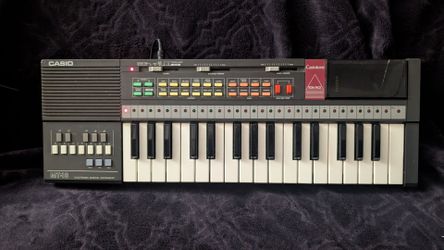 Casio Casiotone MT-18