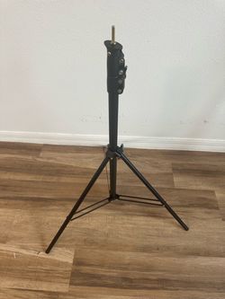 Tripod