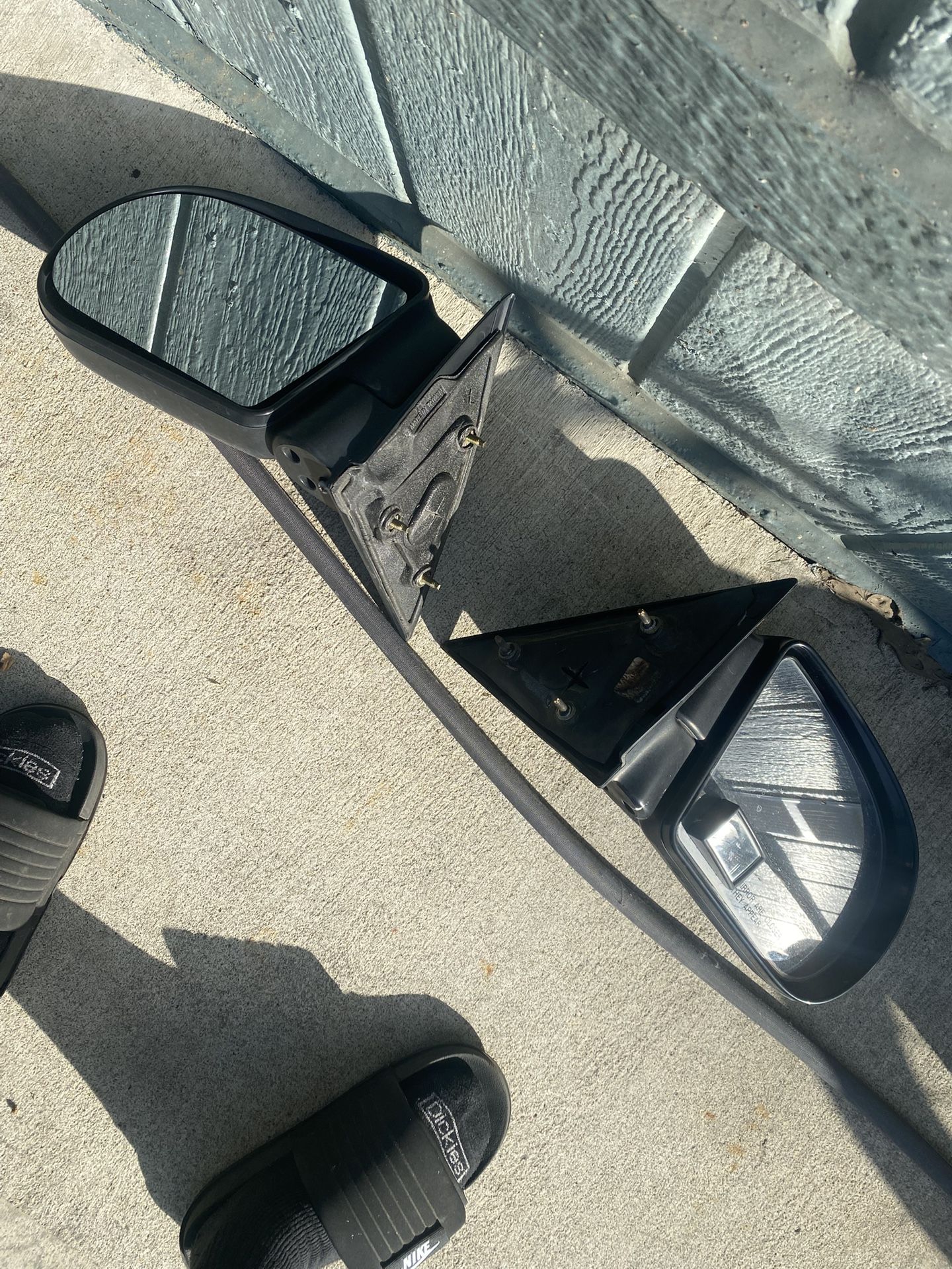 Mirrors. Chevy S-10