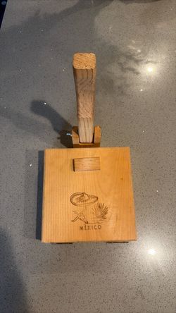 Tortilla maker