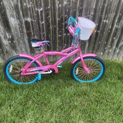 Kent 20  Inch Girls Bike, Like New Hardly Used! 