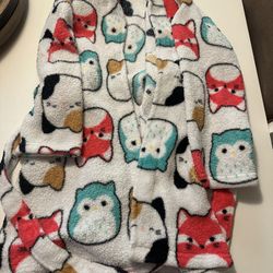 Girls Size 10 Squishmallows Robe, Shows Some Wash Wear 