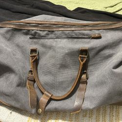 Large Vintage Duffle Rollerbag