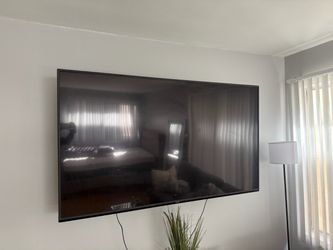 Vizio 70 inch tv 220