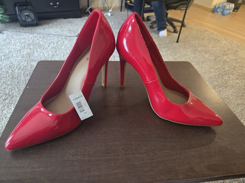 Red Heels Size 11 W Torrid