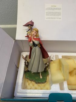 Sleeping Beauty Walt Disney Collection Ceramic Collectible