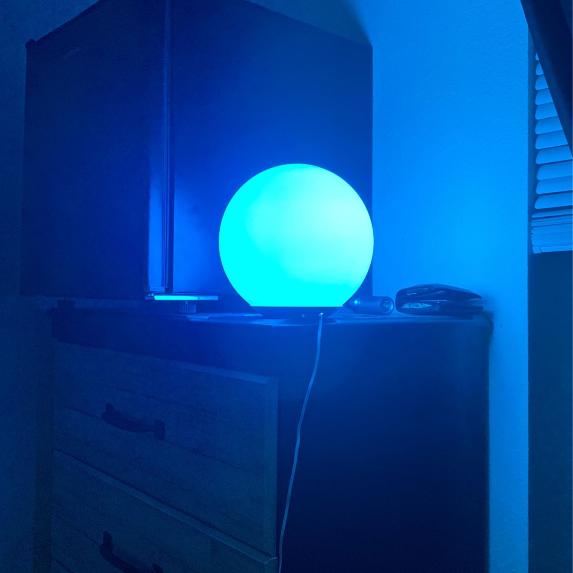 Color Changing Orb Lamp