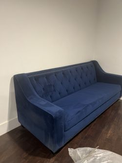 Sofá Custom Upholster In Navy Blue