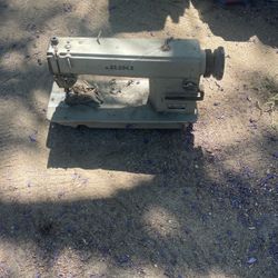 Sewing Machine 