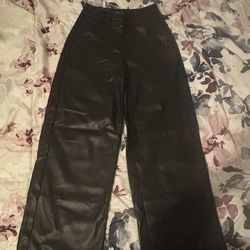 Women’s Pants 