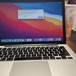 13 Inches MacBook Pro  Retina 2014  i5 Processor  2.6 GHz Core 