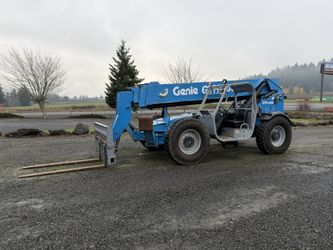 2013 Genie GTH1056 Telehandler- 10,000lb Lift- 56FT Lift - 3,405 Hours