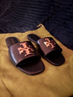 Tony Burch Sandals 6.5