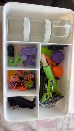 Halloween play/sensory box