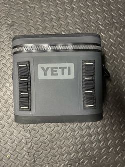 YETI Hopper Flip 8 Charcoal 8 qt Soft Sided Cooler