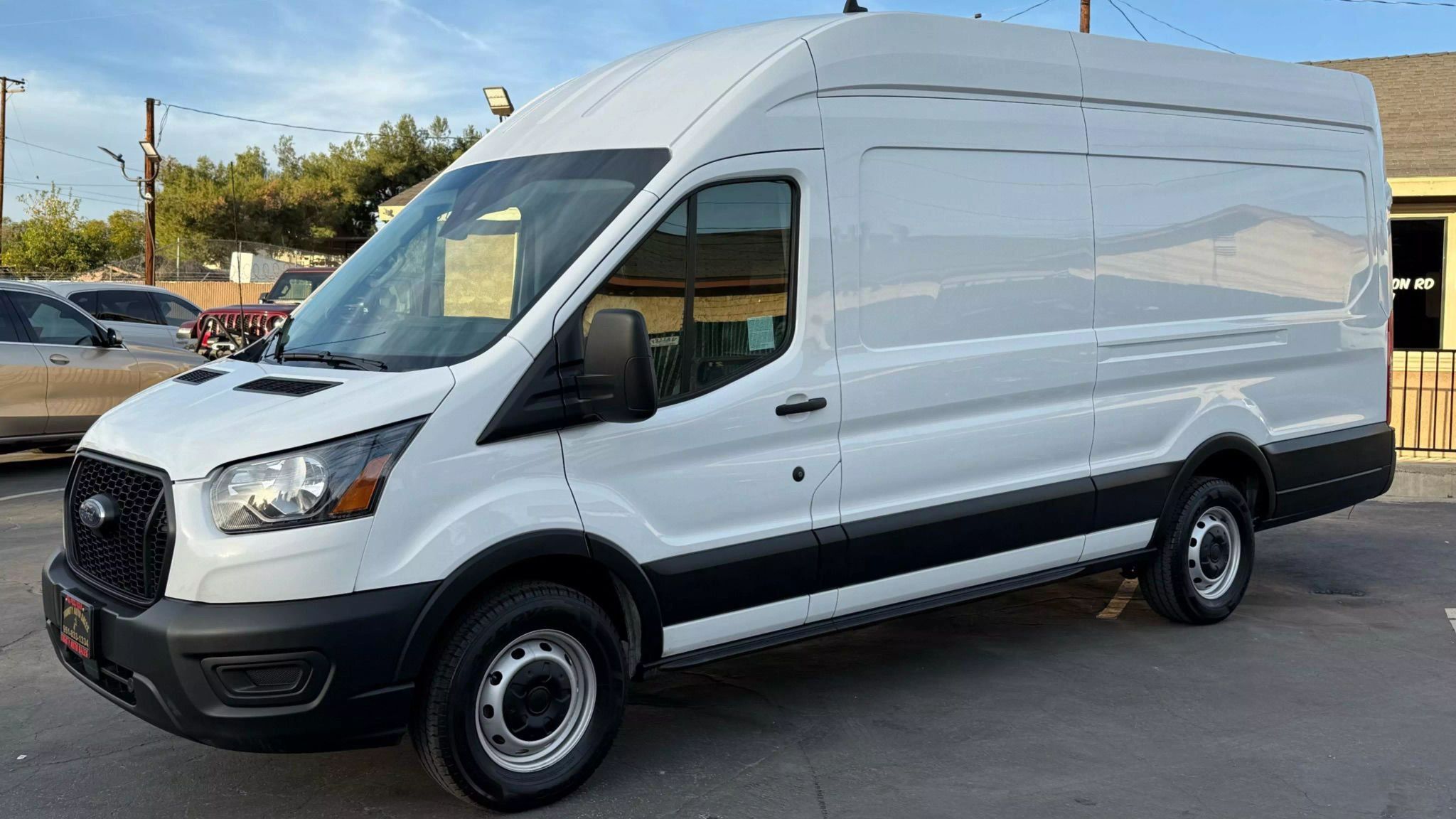 2023 Ford Transit Cargo Van