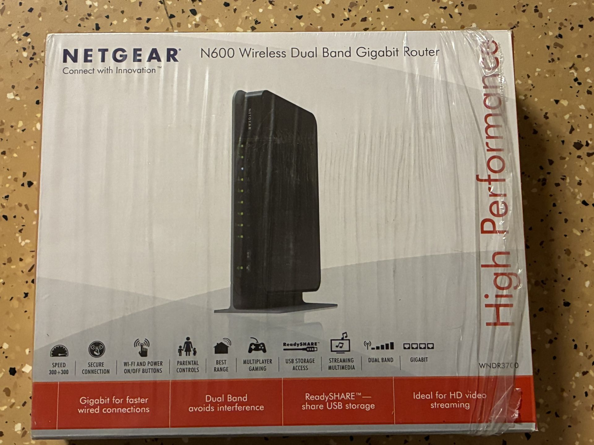 Netgear N600 wireless dual band router 