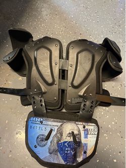 Xenith Flyte 2 TD Football Shoulder Pads - Medium - Includes Back Plate