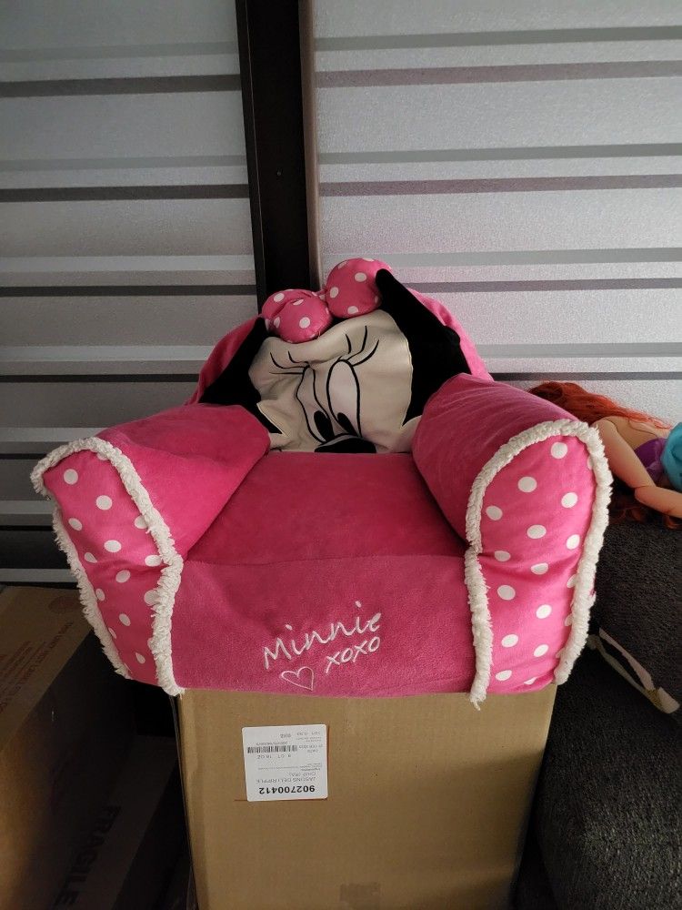 Minnie Mouse Bean Bag Chair 