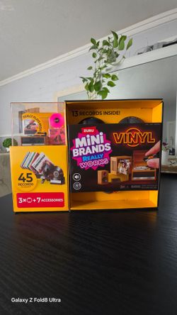Zuru Mini Brands Vynil