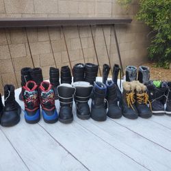 Boys Snow Boots Toddler Size 10 (See Description)