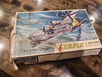 Airfix B17 Model Plane