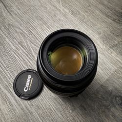 Canon  EF 100mm F2.8 USM Macro Ultrasonic