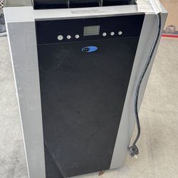14000 BTU Portable Air Conditioner & Dehumidifier 