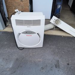 Honeywell Portable AC 