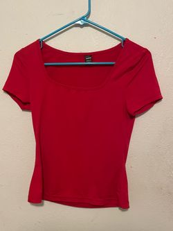 Red top size small