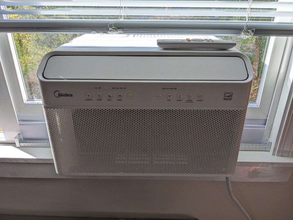 Midea Smart U-Shaped Window AC Unit (12000btu)