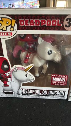 (2) Funko pops