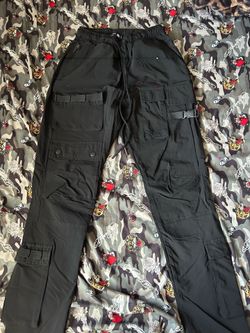 BLACK CARGO PANTS