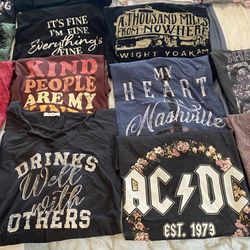 23 Women’s Size 2X Quality T-shirts 
