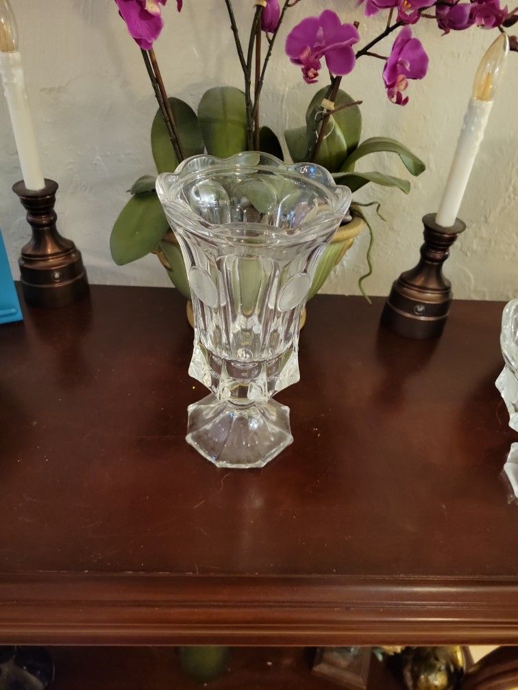 Fostoria Coun Glass Vase/Uen