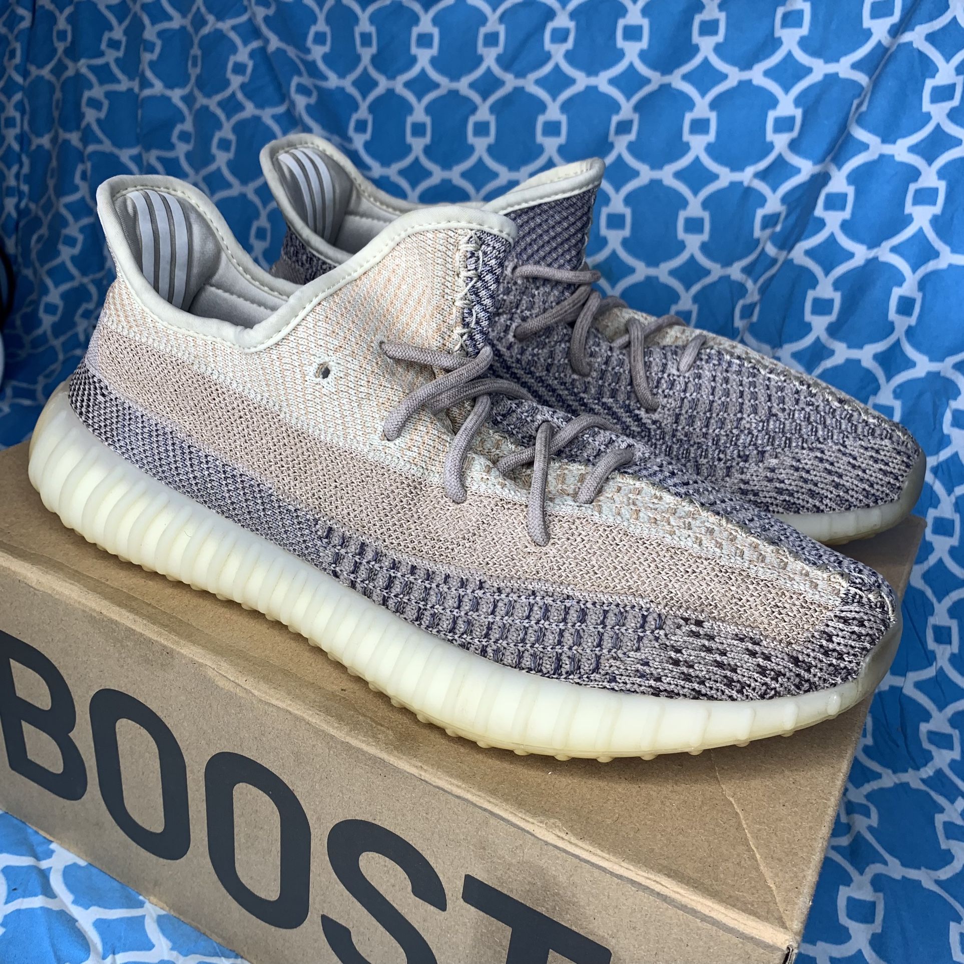 Adidas Yeezy boost 350 v2 Men's size 11 Ash pearl kanye west low