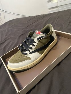 Travis Scott olives