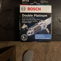 Bosch 8813 Spark Plugs (Brand New + Unopened 