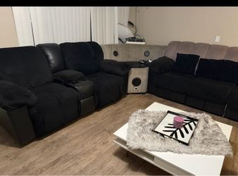 White Center table / Coffee table $40