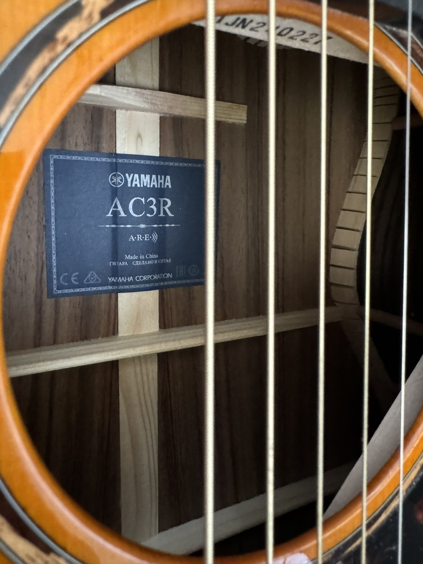 Yamaha AC3R Acoustic / Electric