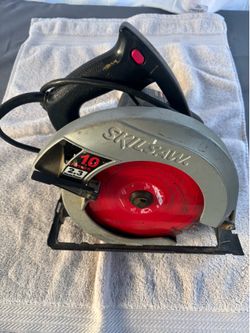 Electric Skilsaw skill saw