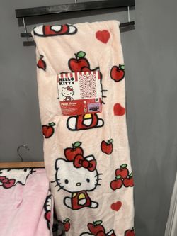 Hello Kitty Blanket