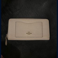 White  Coach Wallet