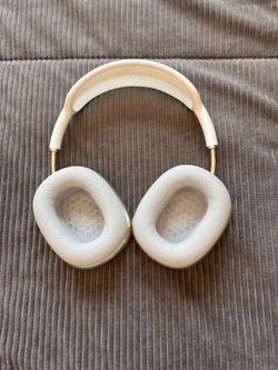 Apple AirPod headphones pro max 2