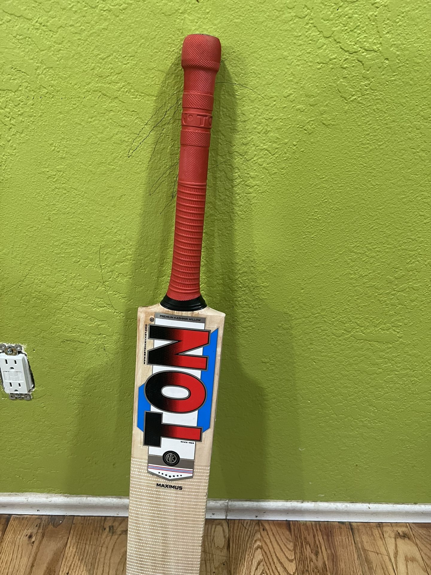 Cricket Bat