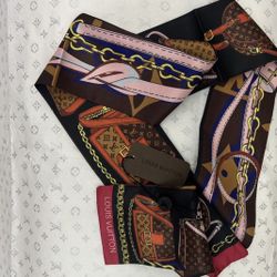 Louis Vuitton Silk Scarf Twillie