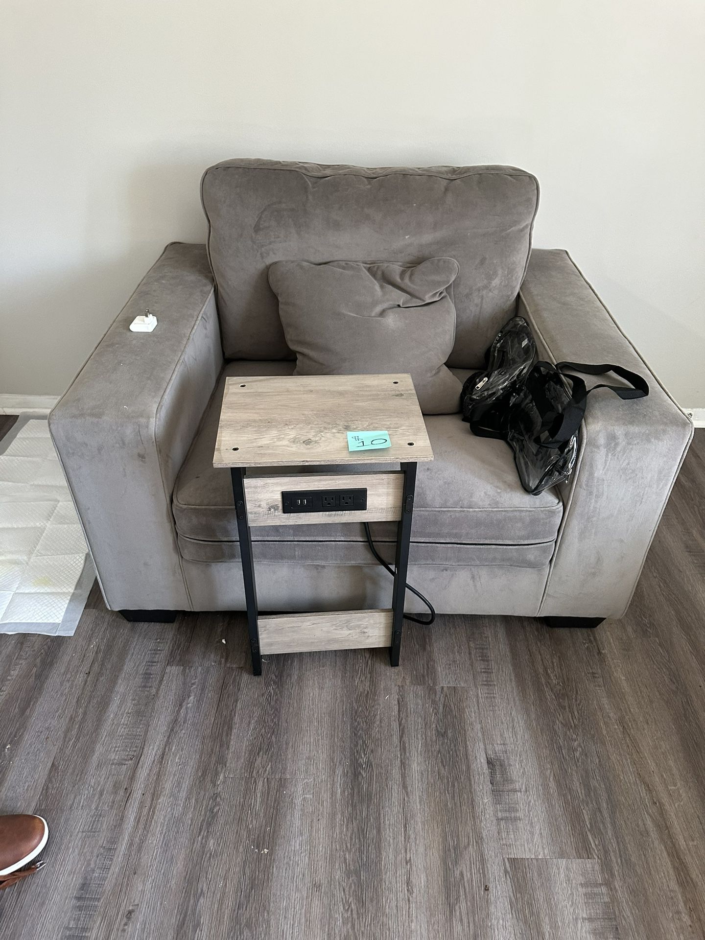 Sofa Chair (Ashley’s Furniture)