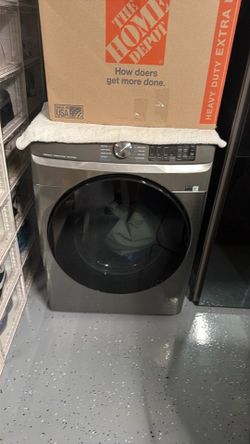 Samsung Front Load Steam Dryer – Excellent Condition